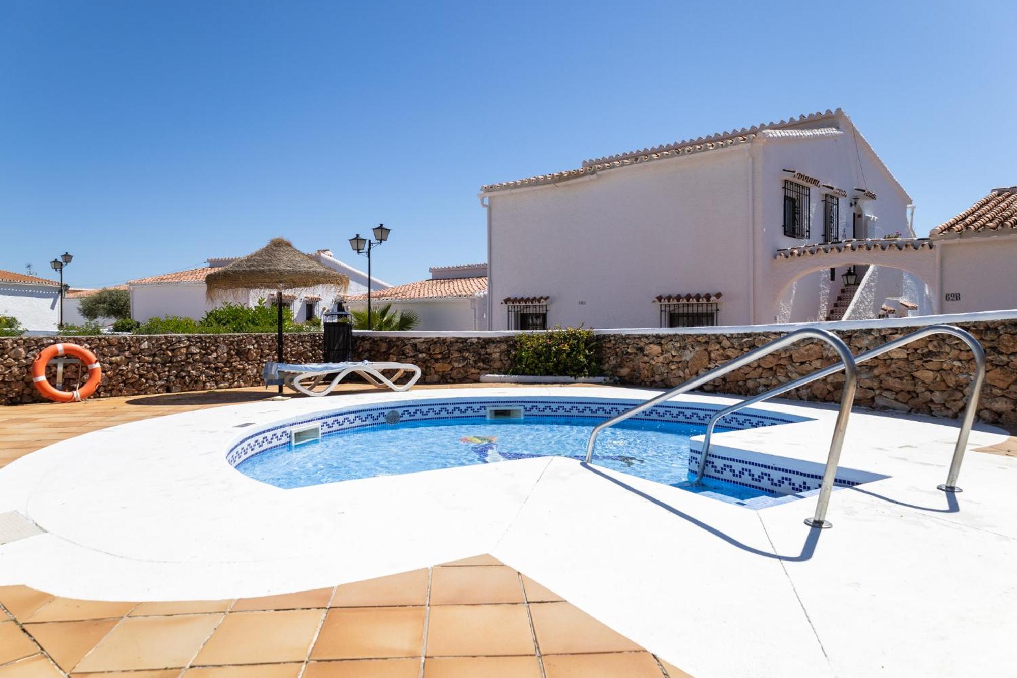 Capistrano Village, 1 Bedroom + Free Wi-Fi Nerja Eksteriør bilde